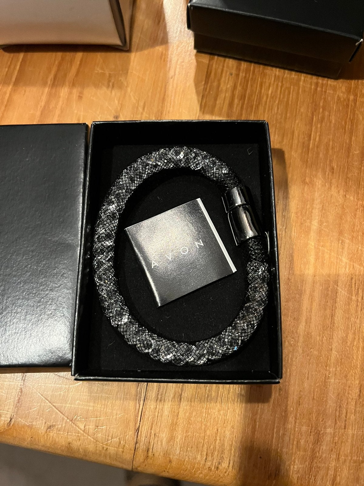 Fermeture magnétique du bracelet AVON, Enlèvement ou Envoi, Neuf, Avec strass