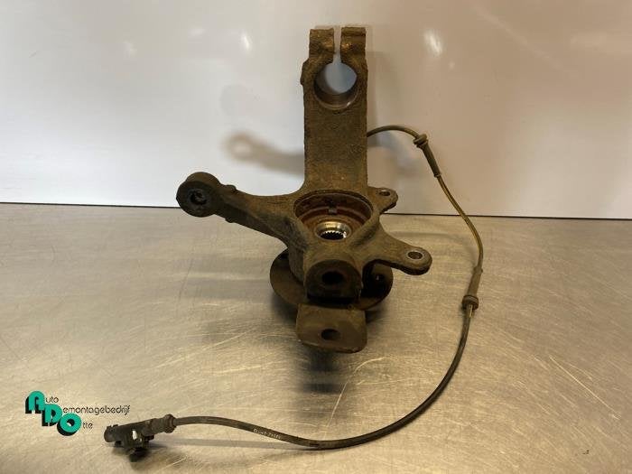 Fusee links-voor van een Toyota Aygo (Aygo 05-), Auto-onderdelen, Gebruikt, -, -, Ophalen of Verzenden