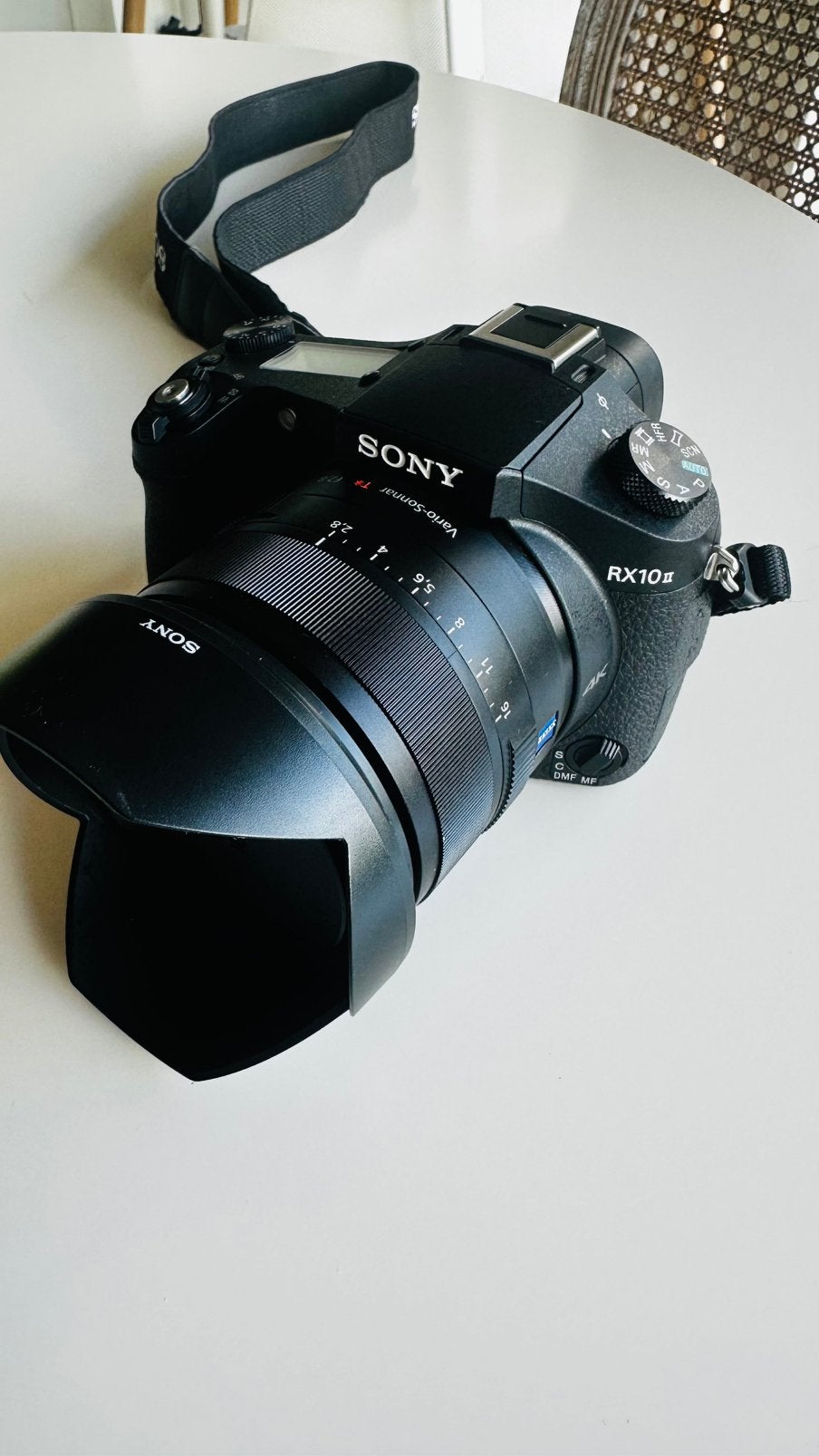 Sony RX10 II (Mark 2) Premium Bridge Camera - 4K Video, Audio, Tv en Foto, Fotocamera's Analoog, Ophalen, Zo goed als nieuw