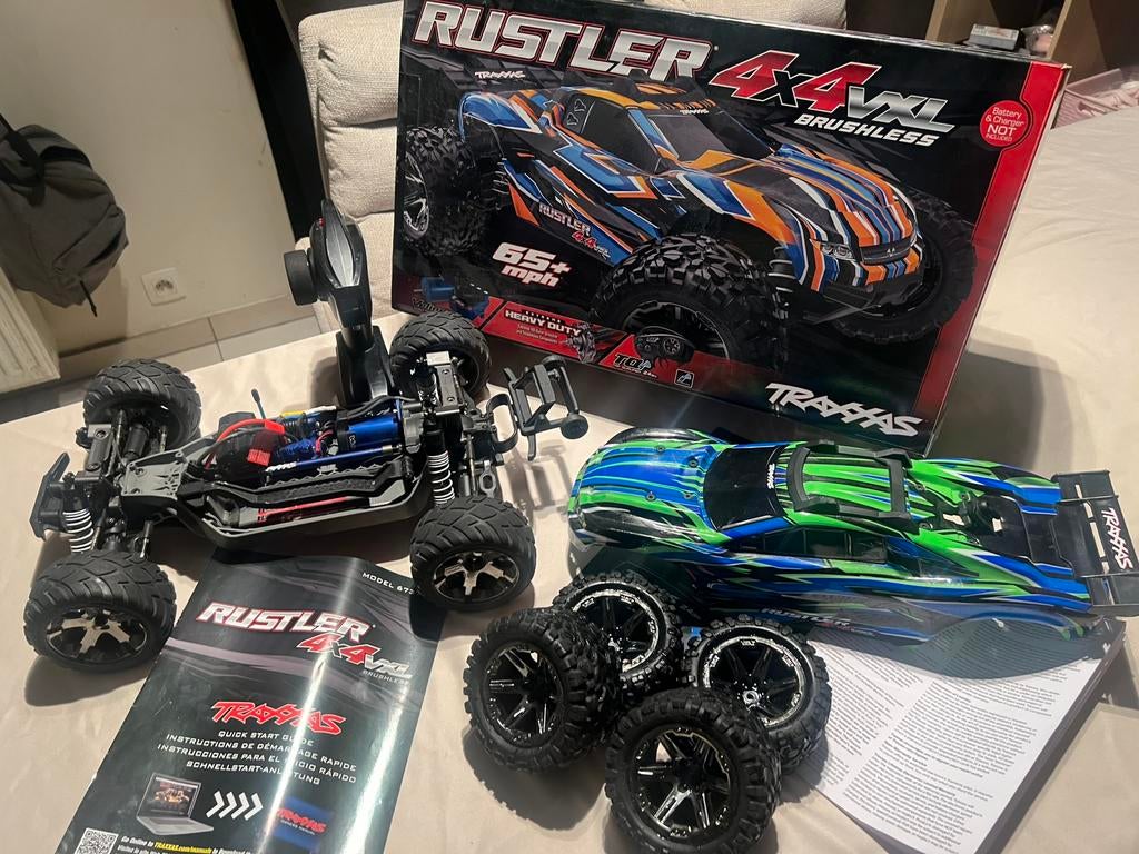 Traxxas Rustler 4x4 Vxl Team, Enlèvement ou Envoi, Comme neuf