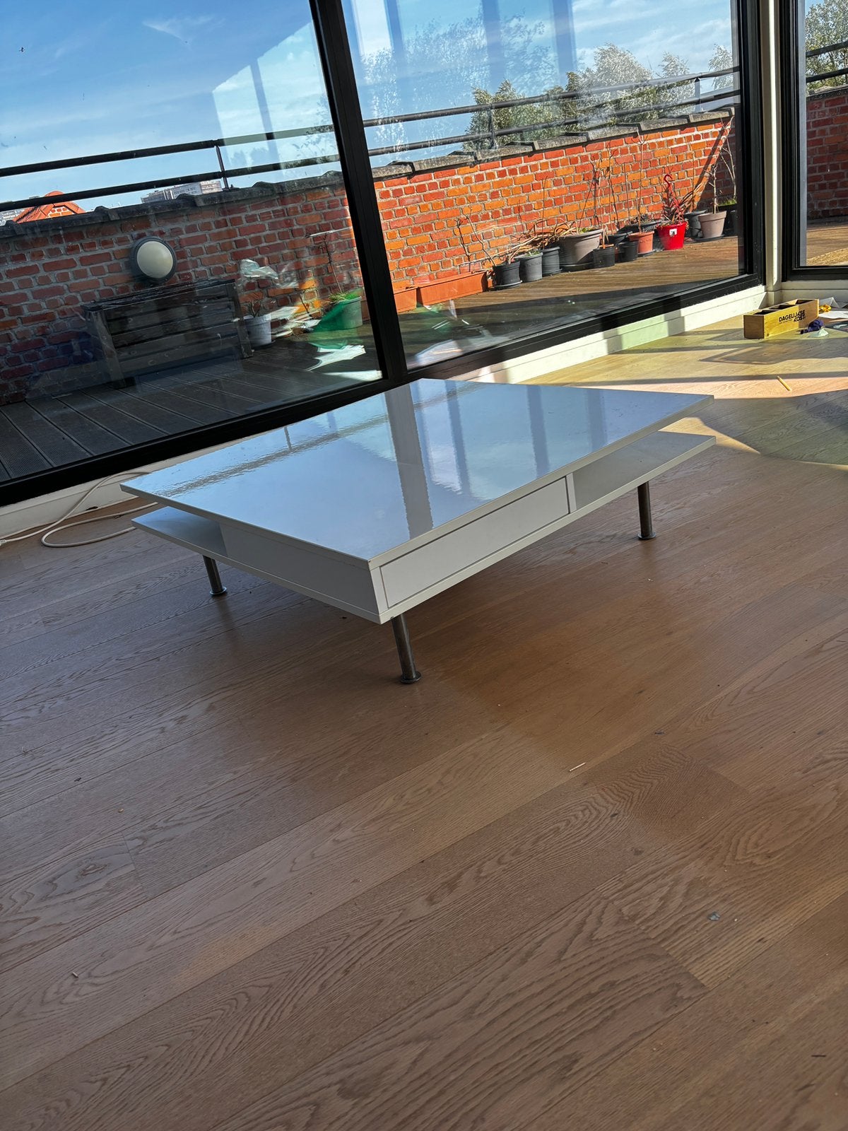 Tafel, Enlèvement, Comme neuf