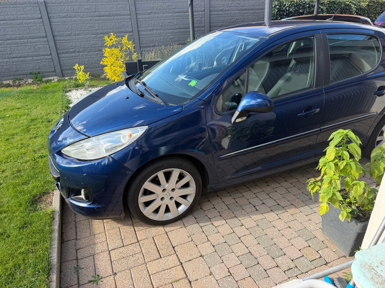 Peugeot 207, Auto's, Voorwielaandrijving, Euro 5, Zwart, Blauw