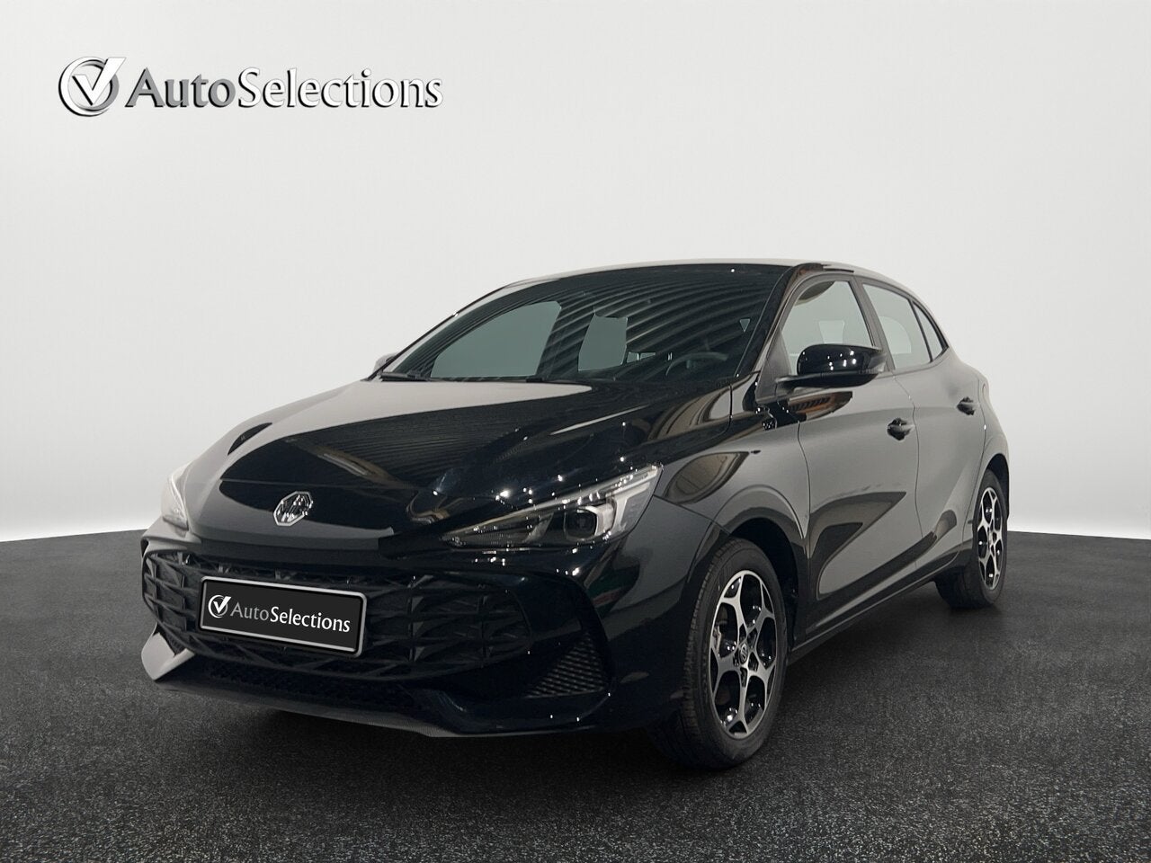 MG MG3 1.5 Luxe/Camera/Led/Navi/Carplay, 0 kg, Zwart, 5 deurs, Particulier