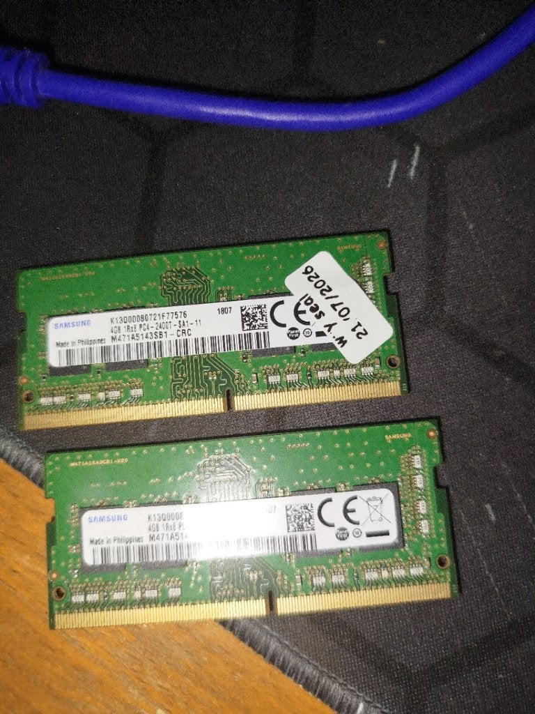 Samsung DDR4 4 gb x2  2400 sodimm, Neuf, Enlèvement ou Envoi, DDR4, 8 GB