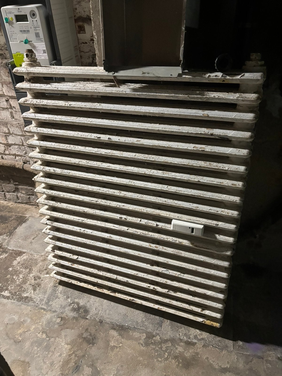 Grand radiateur en fonte ancien, Bricolage & Construction, Chauffage & Radiateurs, Enlèvement, Utilisé, Radiateur