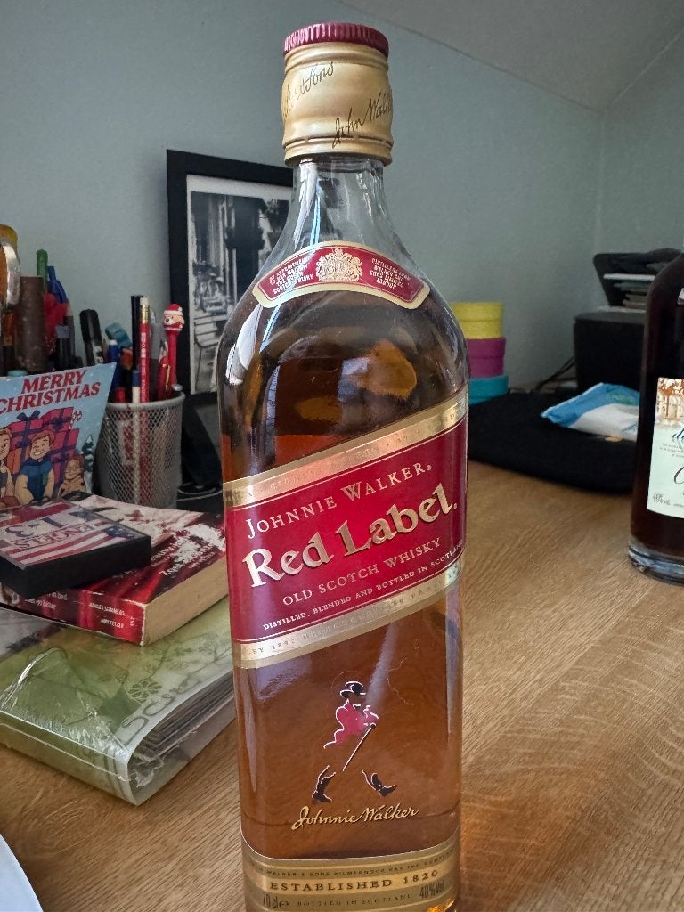 Whisky : Johnnie Walker , red label, Collections, Enlèvement ou Envoi, Neuf, Autres types, Pleine