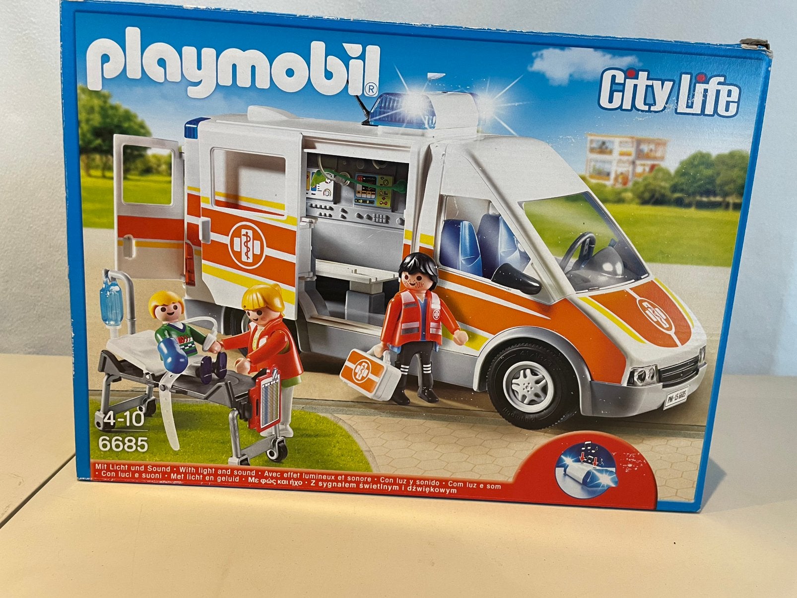 6685 ziekenwagen, Enlèvement ou Envoi, Comme neuf