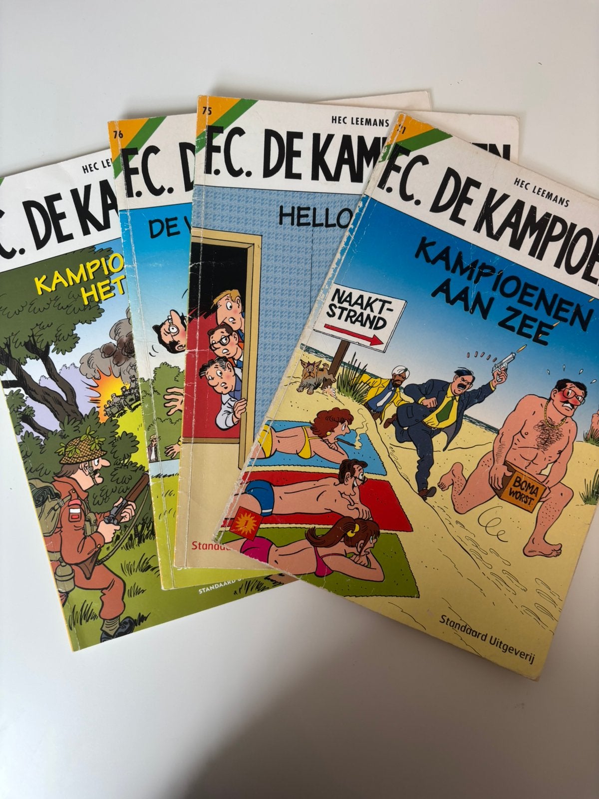 FC De Kampioenen strips – 4 stripboeken, Boeken, Meerdere stripboeken, Ophalen, Gelezen