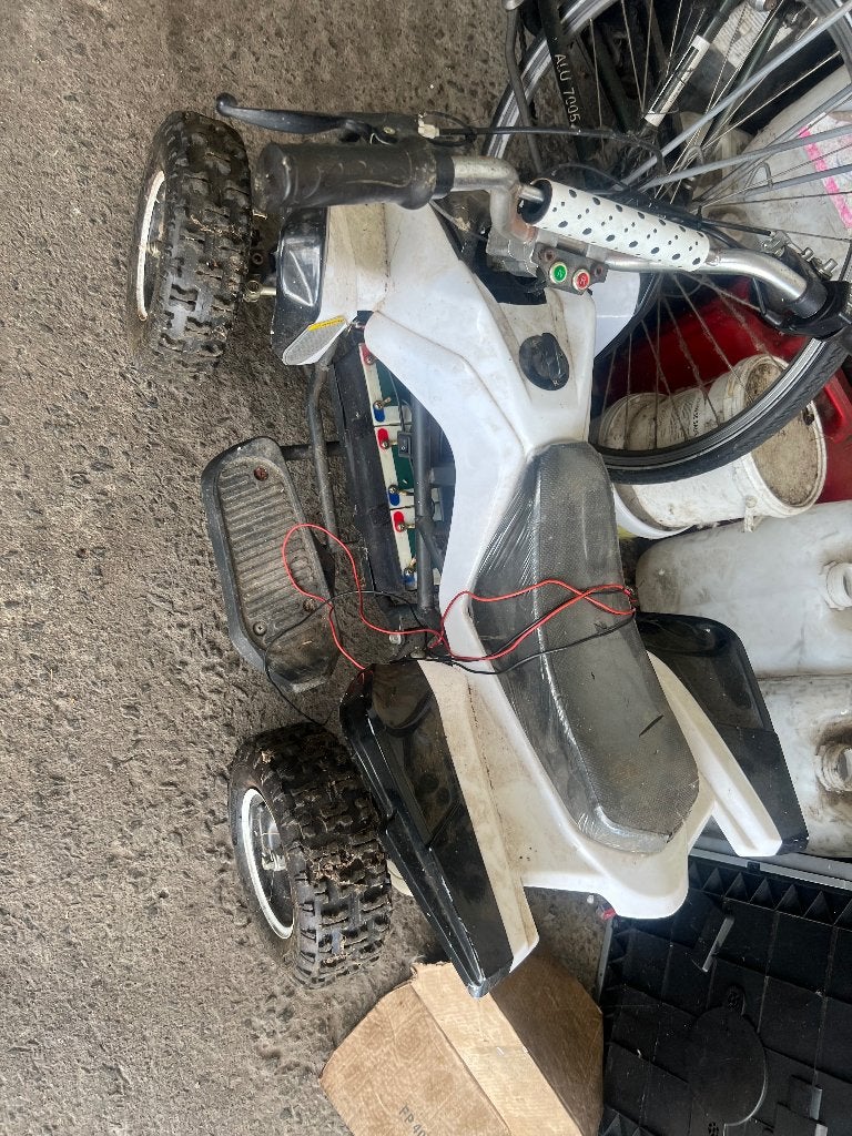 Kinderquad, Enlèvement