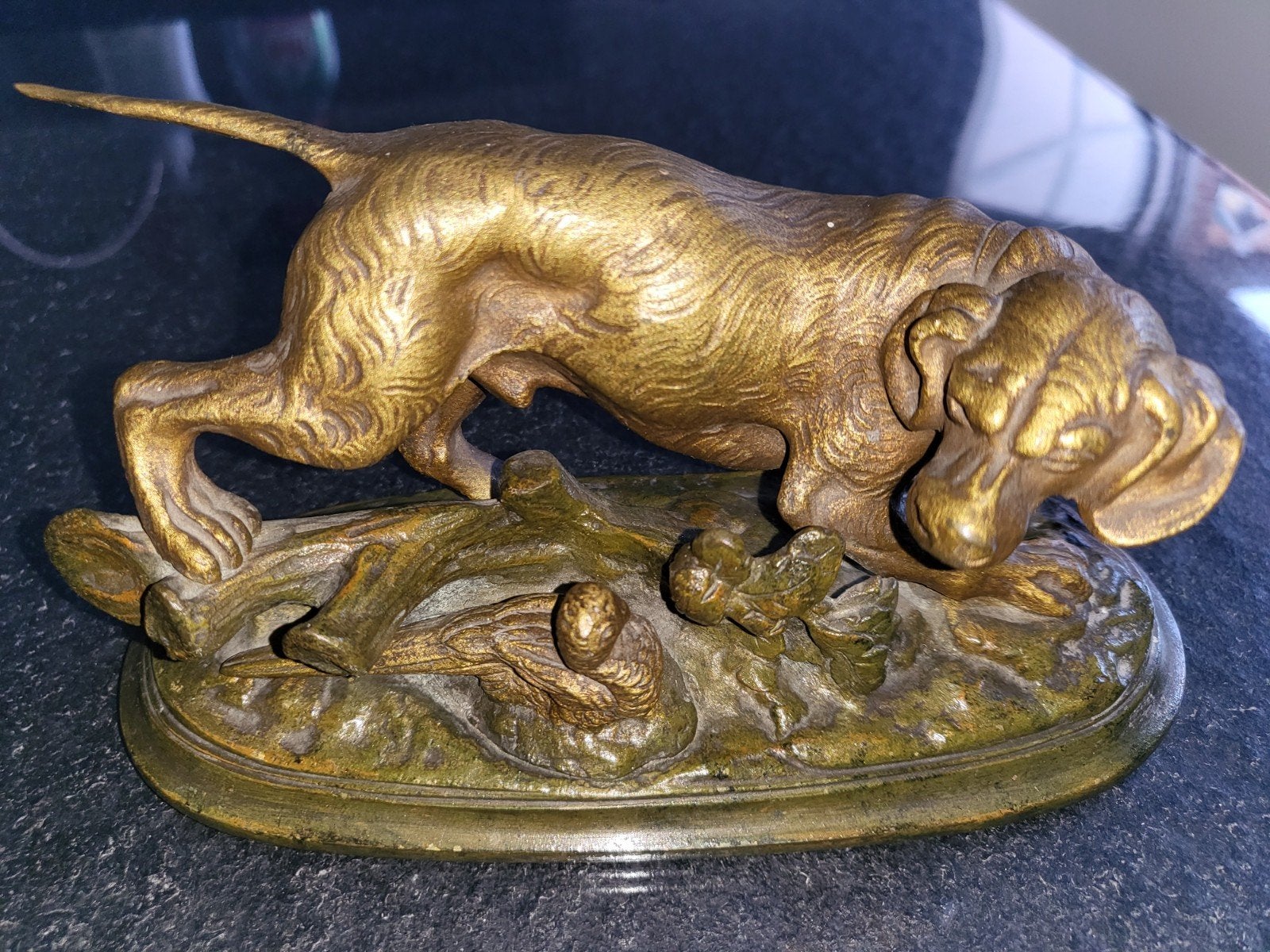 Bronzen beeldje, Ophalen