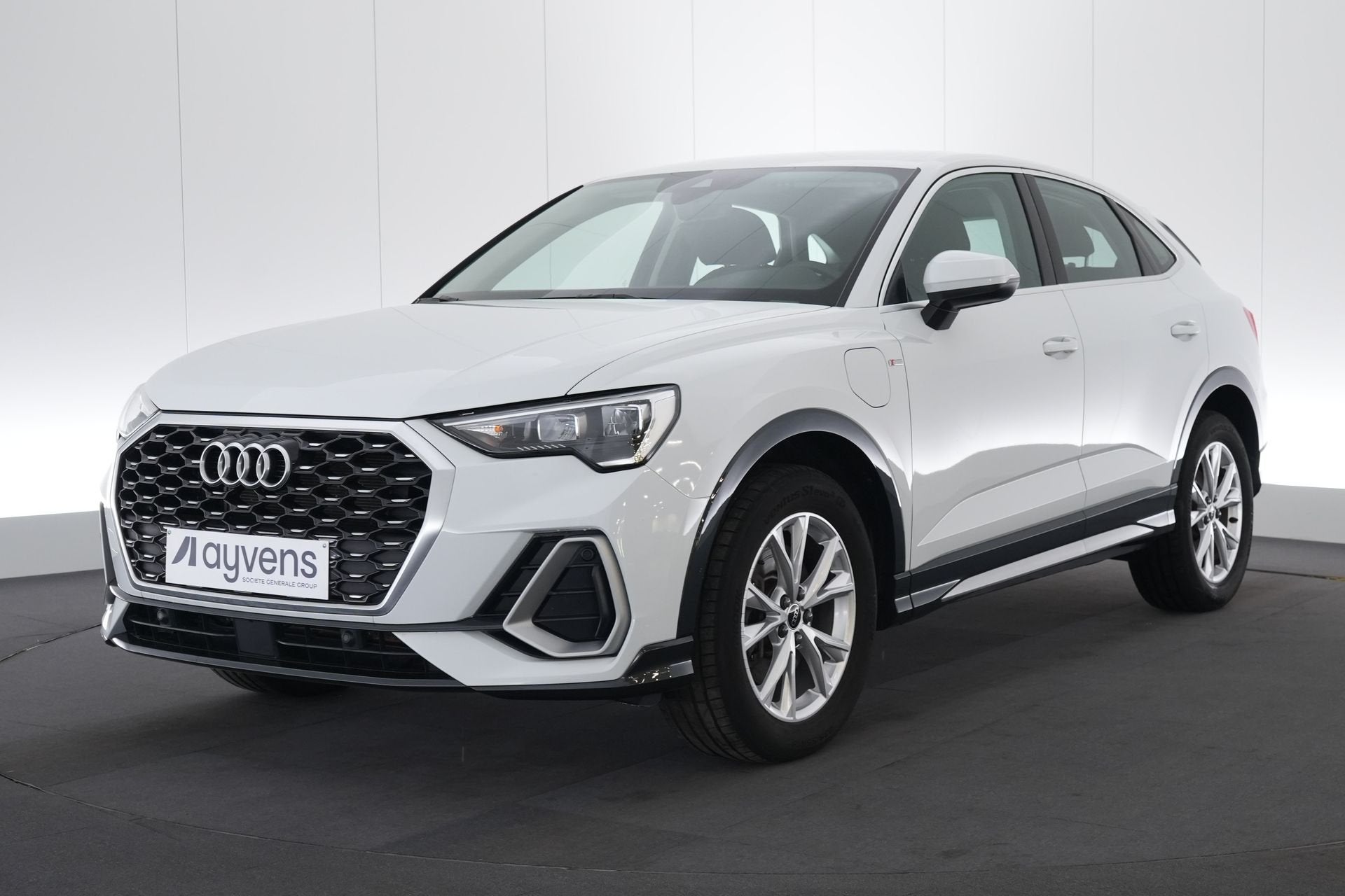 (2EWL205) AUDI Q3 SPORTBACK, Auto's, Audi, Alcantara, Wit, 5 zetels, 5 deurs