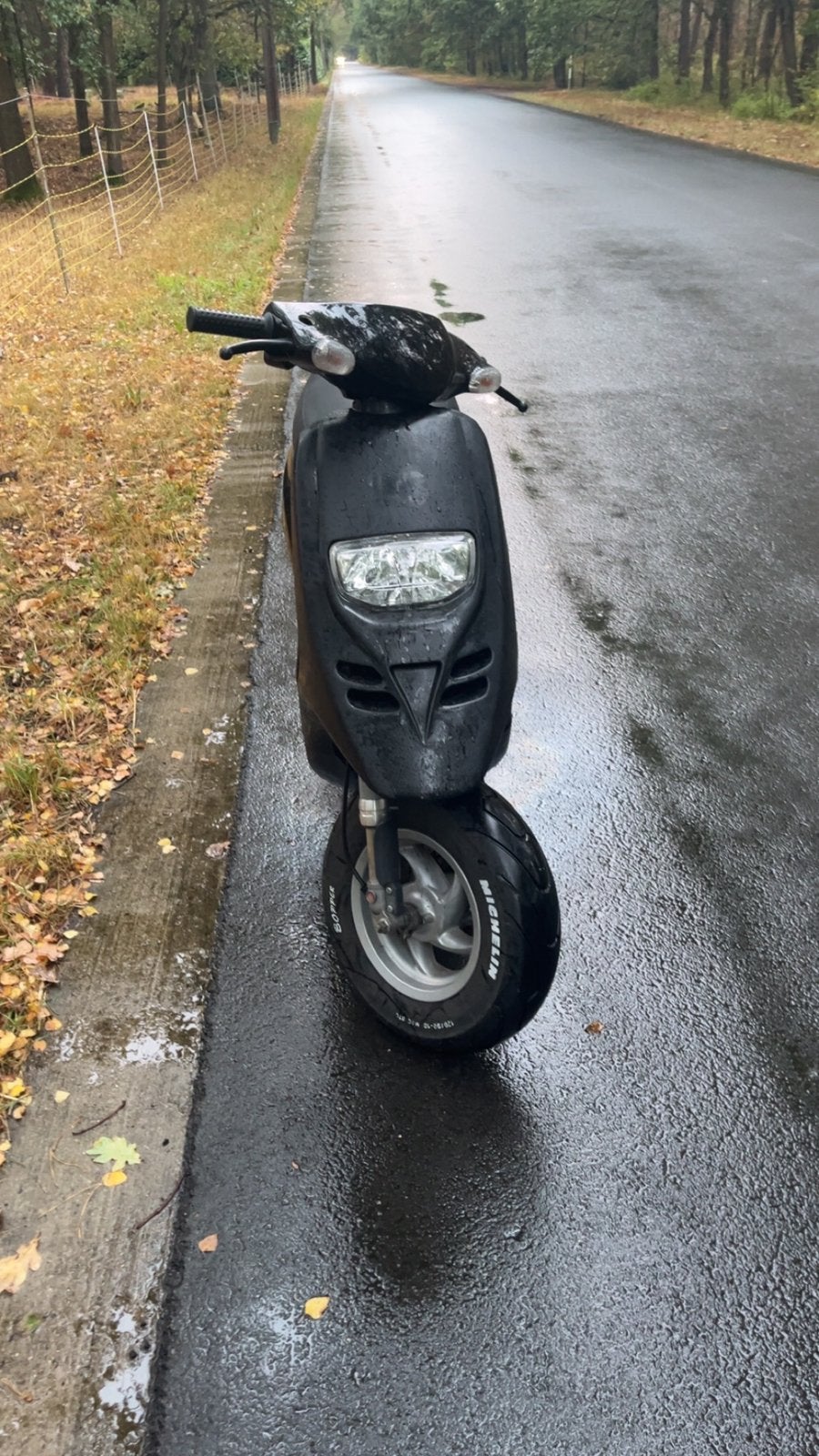 Typhoon 70 cc met begrenzer, Fietsen en Brommers, Scooters | Piaggio, Ophalen, Zo goed als nieuw