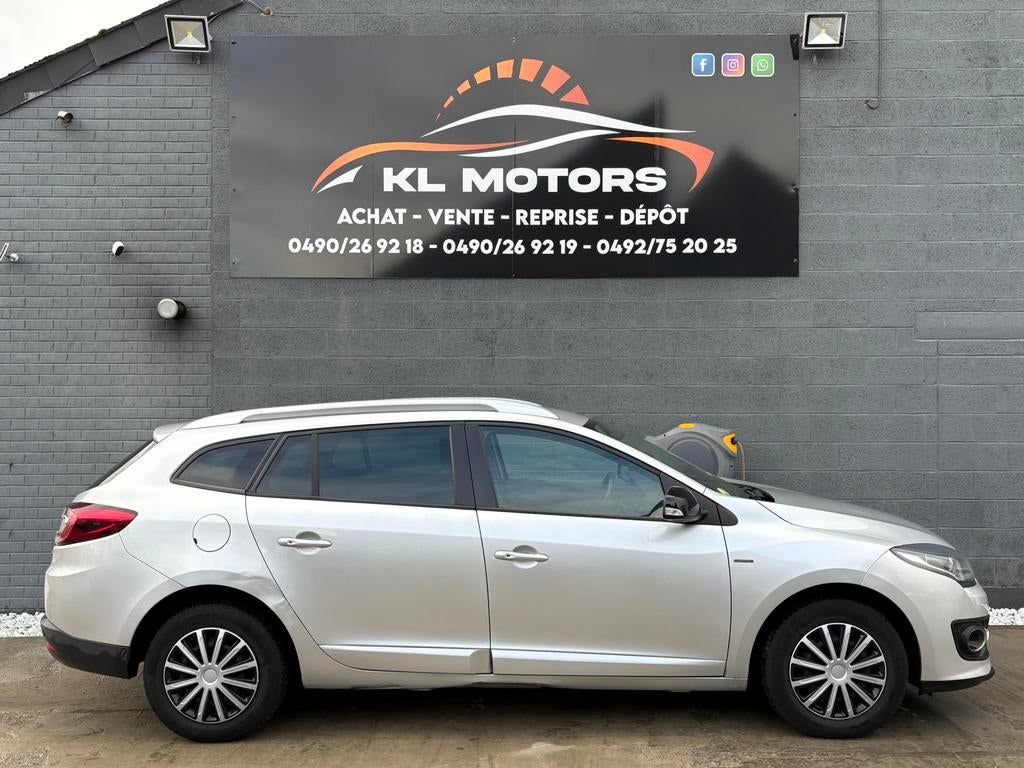 RENAULT MÉGANE TOMTOM LIMITED 1.5DCI 188 000KM CARPASS 2015, Auto's, Voorwielaandrijving, Euro 5, Stof, Zwart