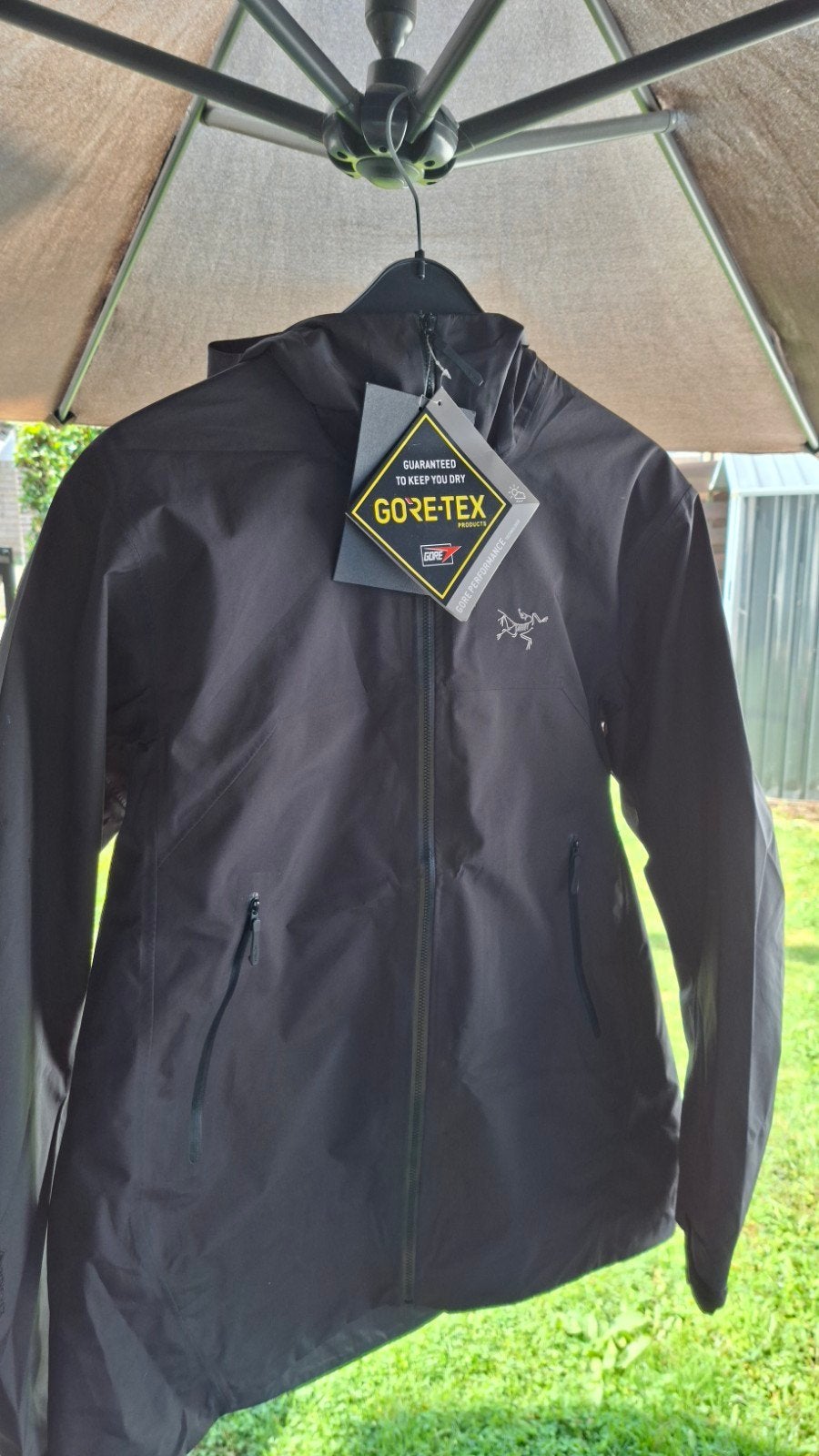 Imperméable Arcetryx Taille L/XL, Vêtements | Hommes, Enlèvement ou Envoi, Neuf, Taille 52/54 (L), Arcetryx