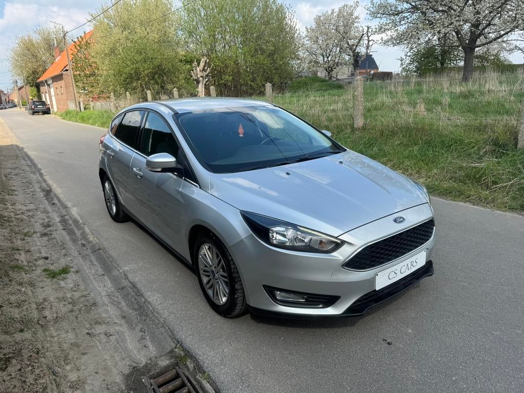 Ford Focus | 1.5Diesel | 82.000Km | Garantie | 1ste eigenaar, Autos, Focus, Argent ou Gris, Achat, Euro 6