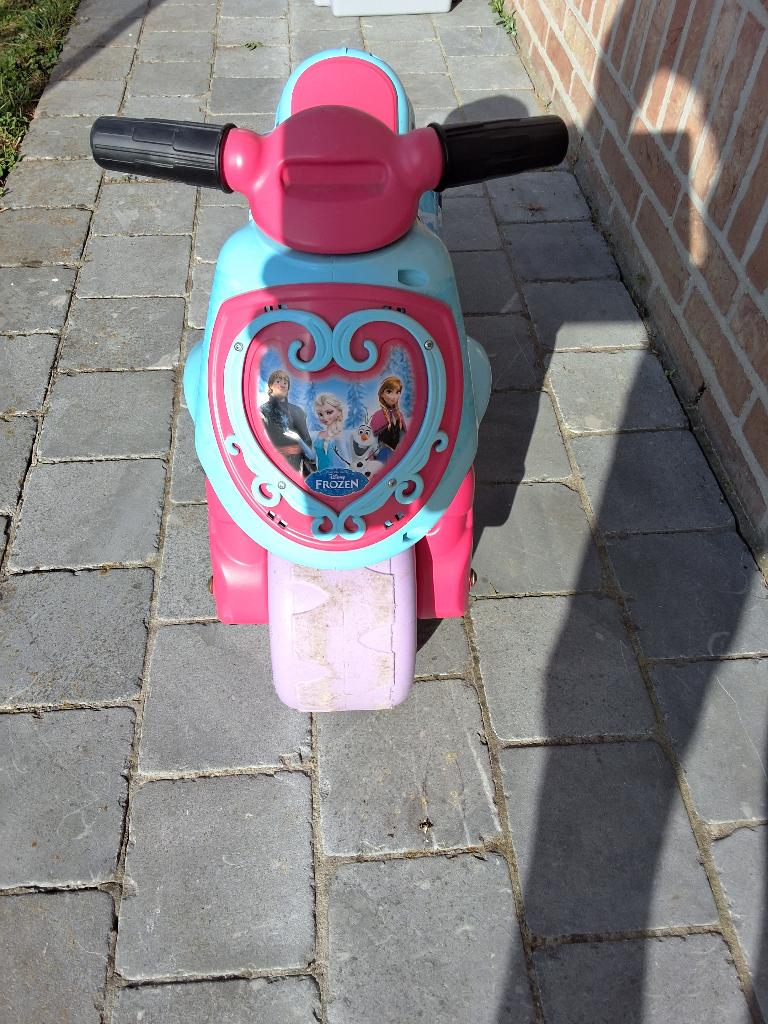 Brommertje frozen, Ophalen, Gebruikt, Loopvoertuig