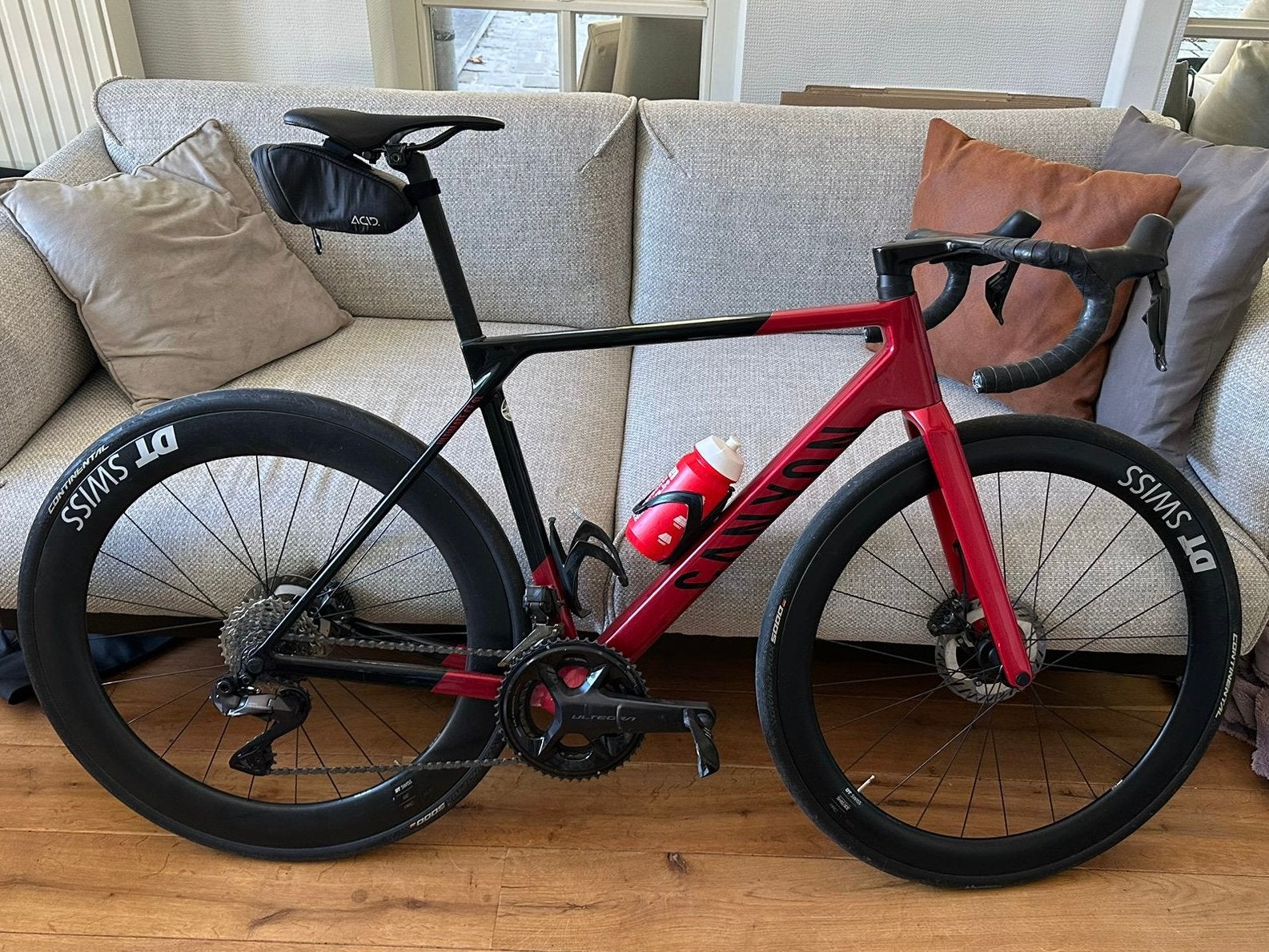 Canyon Ultimate CF SL 8 Aero - maat M - 2024, Enlèvement, Utilisé
