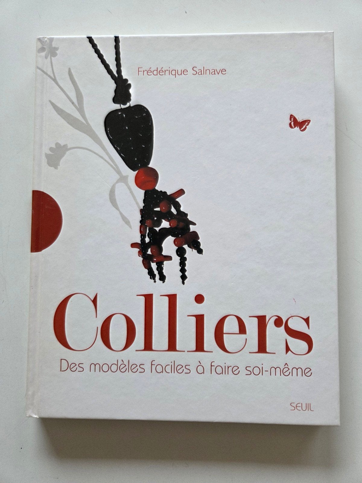 Colliers, Enlèvement ou Envoi, Comme neuf