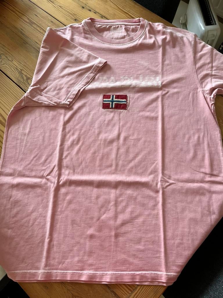 Tee-shirt Napapijri rose XL, Enlèvement ou Envoi, Porté