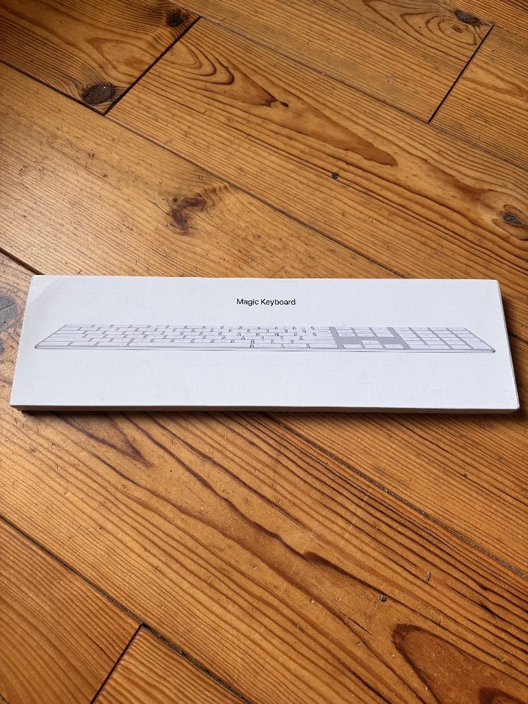 Clavier Apple Magic Keyboard Qwerty | Blanc | Pavé Numérique, Ergonomique, Enlèvement ou Envoi, Comme neuf, Qwerty