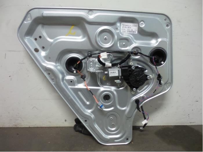 Ruitmechaniek 4Deurs links-achter van een Hyundai IX20 (IX20, Gebruikt, -, -, Ophalen of Verzenden
