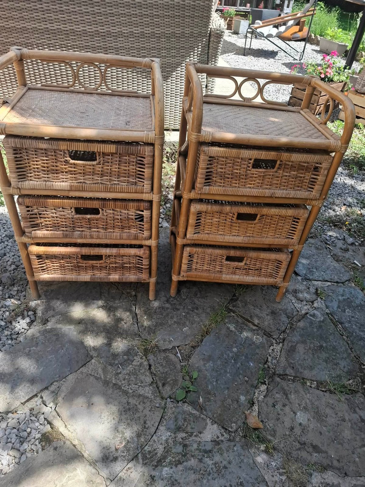 Deux petits meubles en rotin en tres bon etat a vendre, Maison & Meubles, Enlèvement, Comme neuf