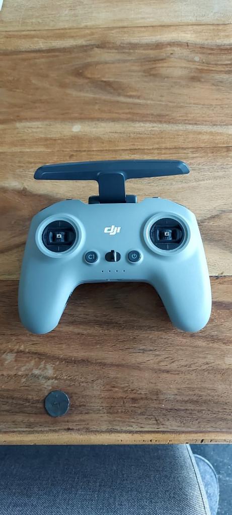 Télécommande DJI FPV 2, TV, Hi-fi & Vidéo, Drones, Vue à la première personne (FPV), Enlèvement ou Envoi, Sans caméra, Comme neuf
