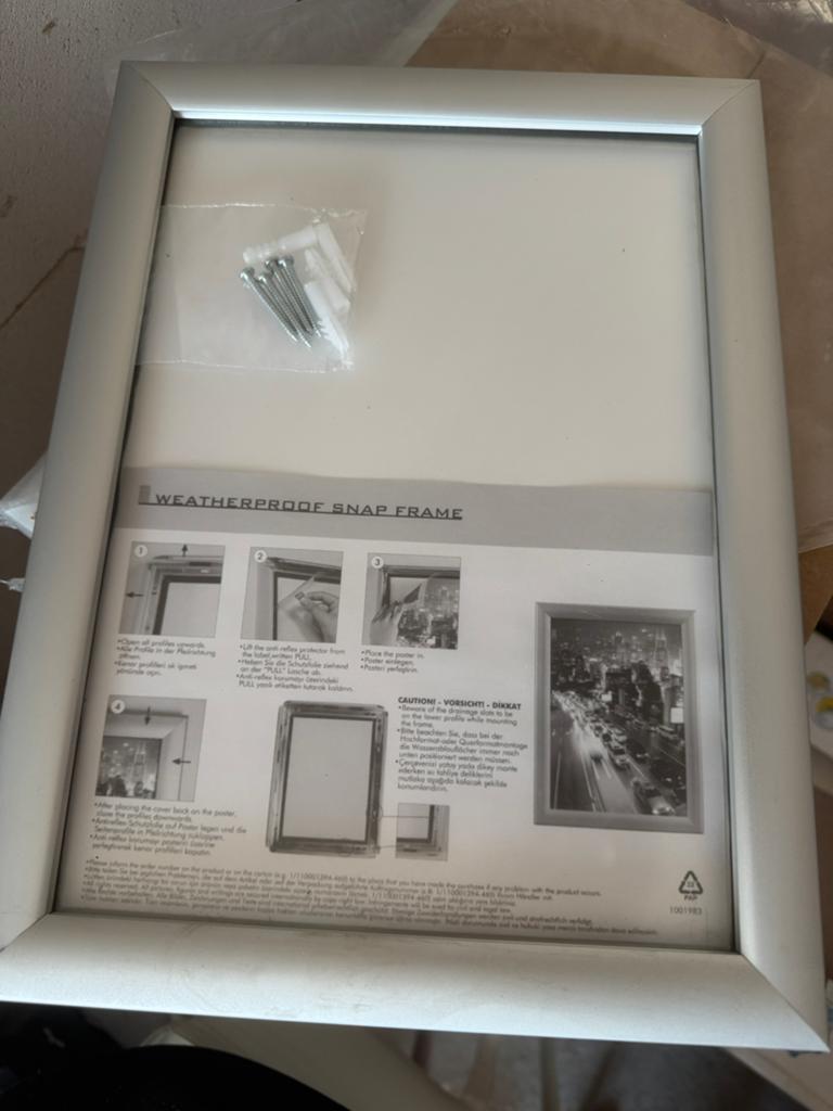 Cadre photo ou affiche prix bords en alu a clips format a4, Ophalen of Verzenden, Nieuw