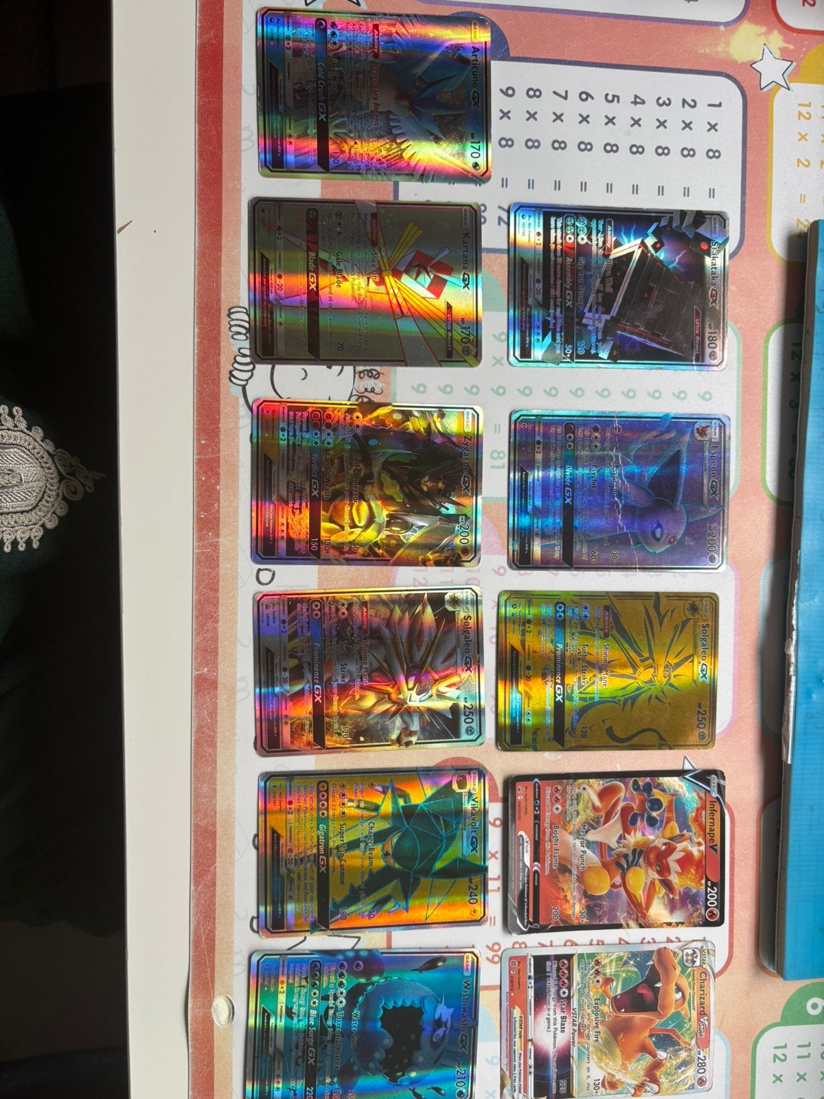 Pokemon Kaarten - vikavolt - charizard- solgaleo - Zygarde, Hobby & Loisirs créatifs, Cartes | Fabrication, Enlèvement ou Envoi