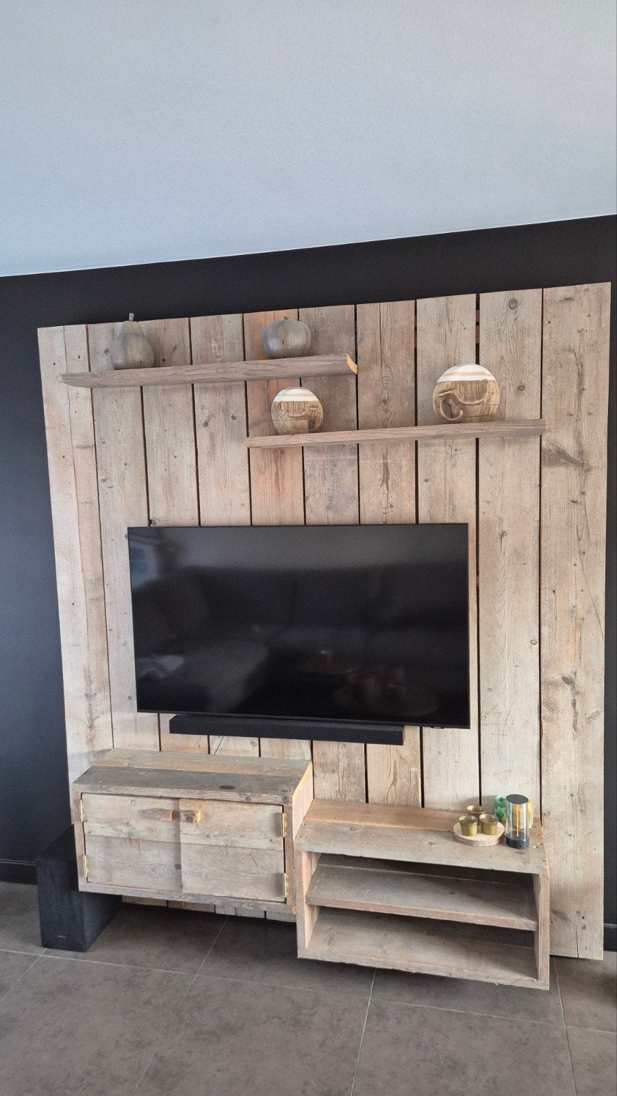 tv wand in steigerhout, Huis en Inrichting, Ophalen