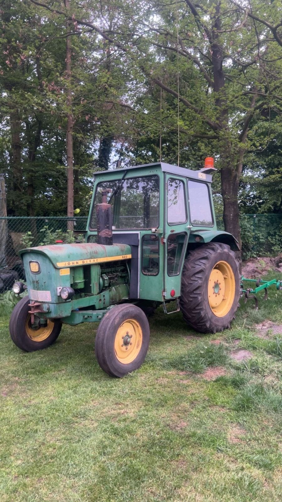 John deere 920, Zakelijke goederen, Ophalen
