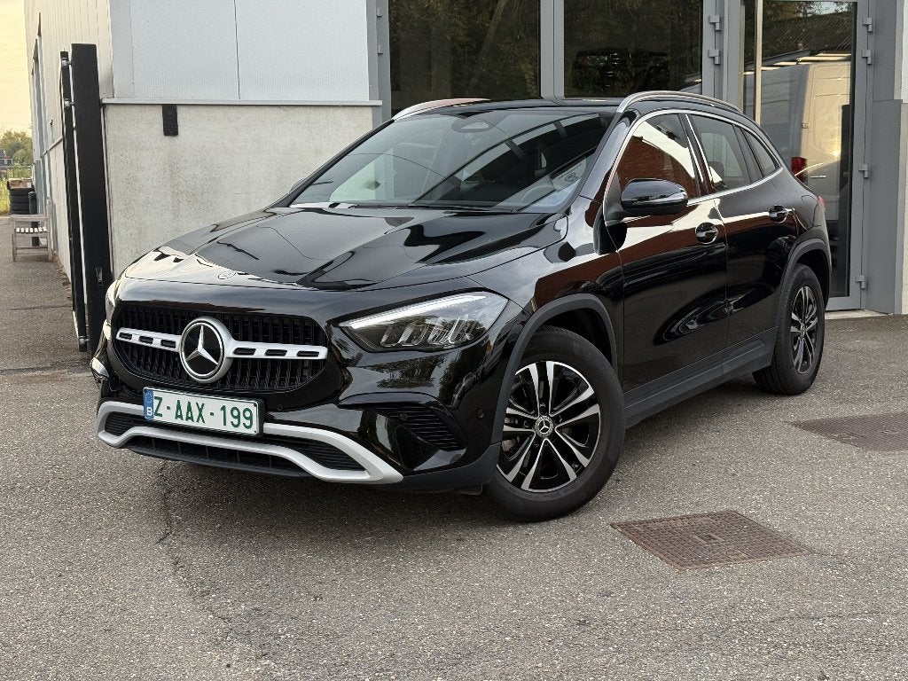 Mercedes-Benz GLA 180, Auto's, 4 deurs, 4 cilinders, 149 g/km, Zwart