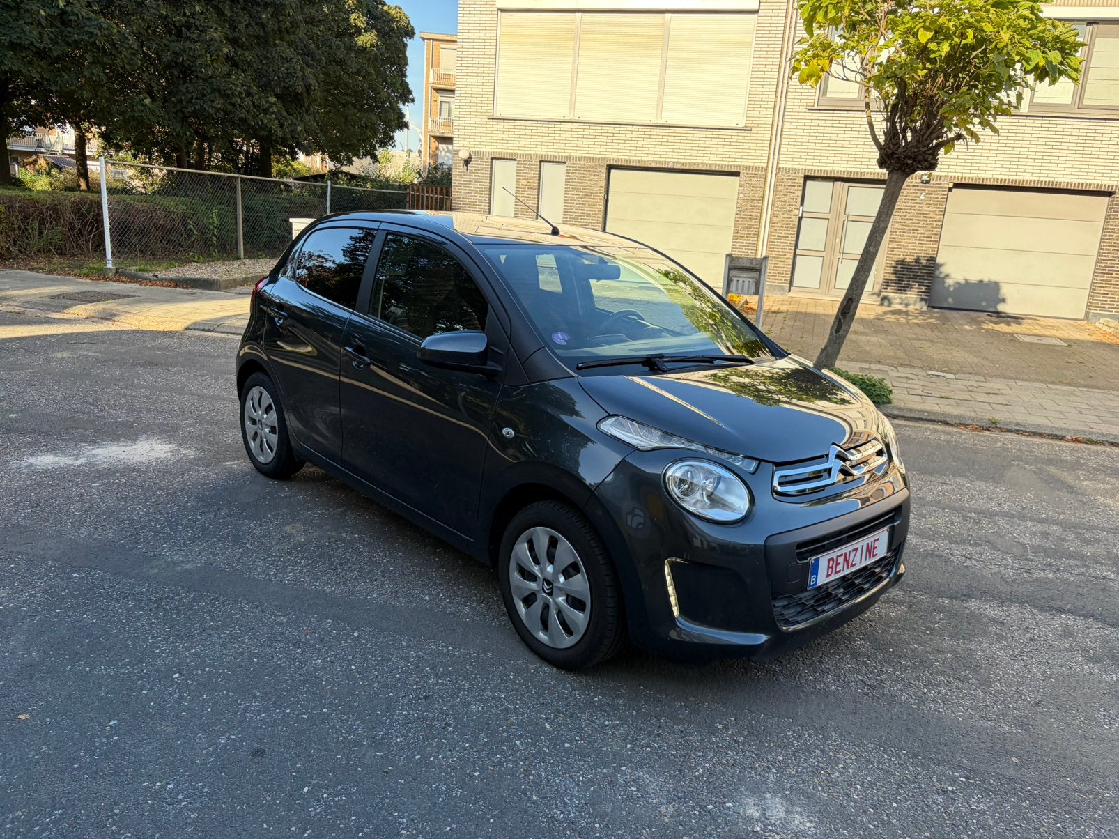 Citroën C1 1.0 benz 11300km Carplay 2021 garantie, Auto's, Voorwielaandrijving, Stof, Multifunctioneel stuurwiel, 110 g/km