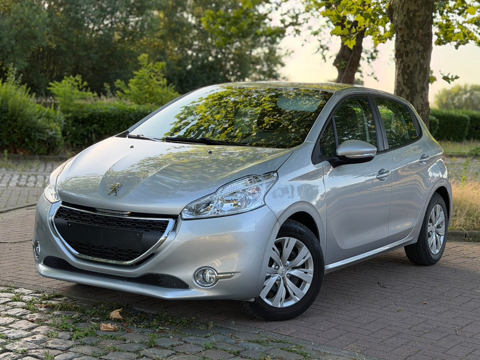 Peugeot 208 20 000 km, Auto's, Voorwielaandrijving, USB, Bedrijf, Handgeschakeld