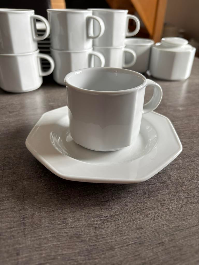 Koffieservies, Ophalen, Zo goed als nieuw