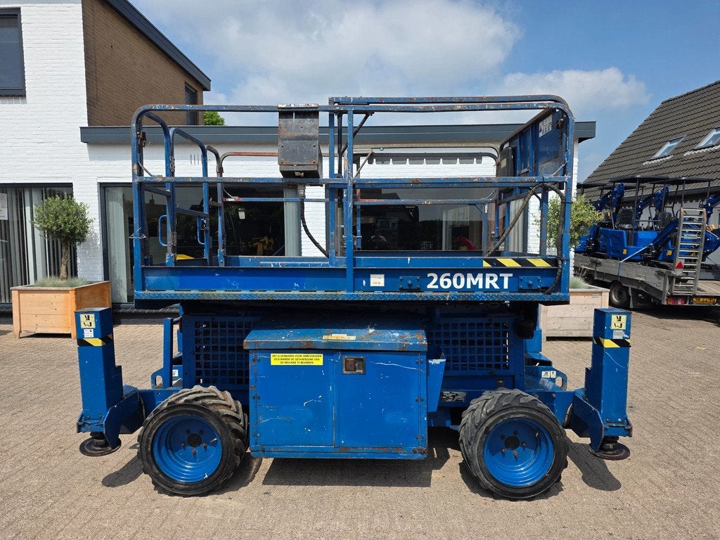 JLG 260mrt schaarlift ruwterein hoogwerker (bj 2008), Zakelijke goederen