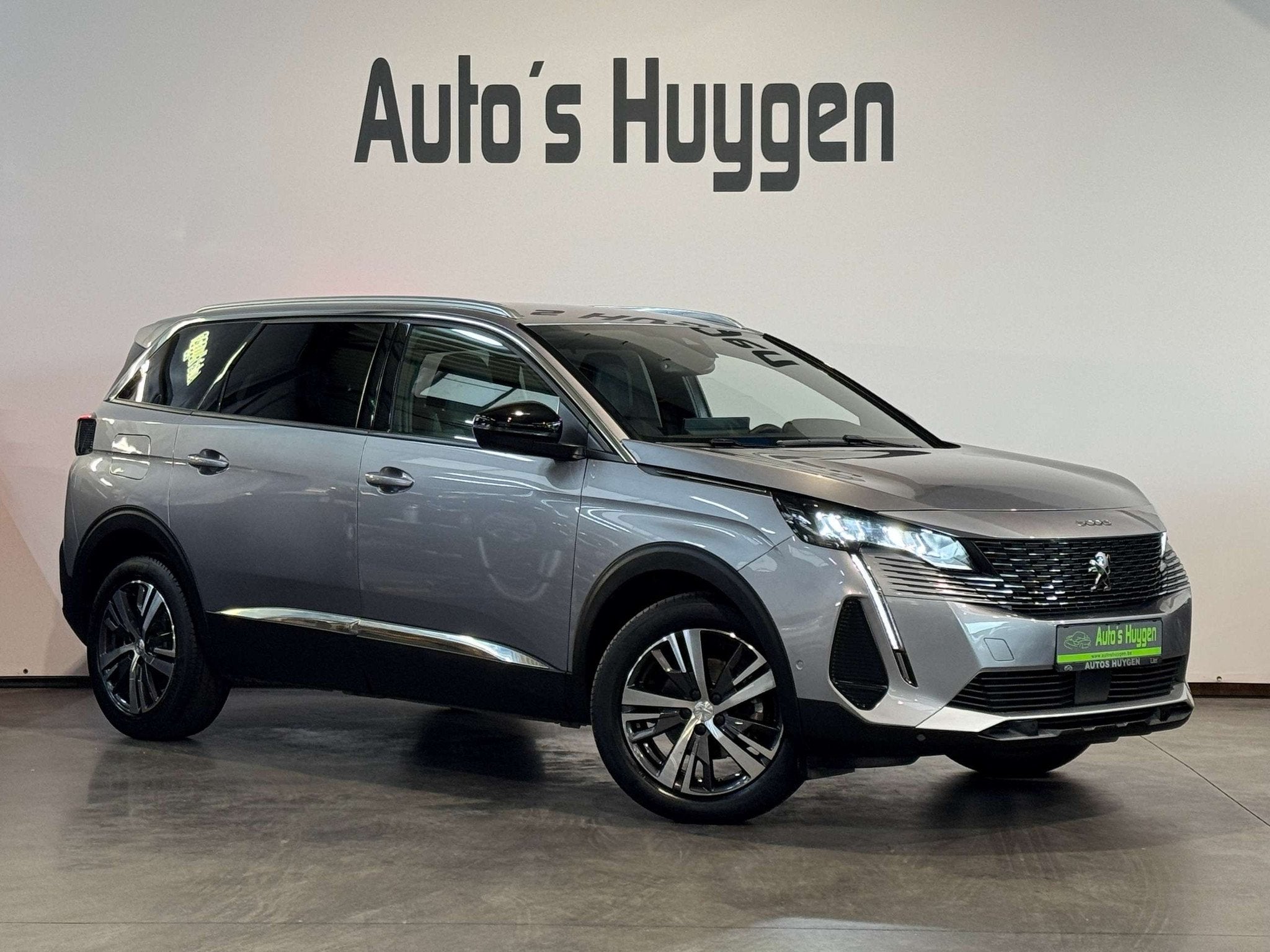 Peugeot 5008 1.2 PureTech Allure Pack (bj 2023, automaat), Gebruikt, 1199 cc, 7 zetels, 5 deurs