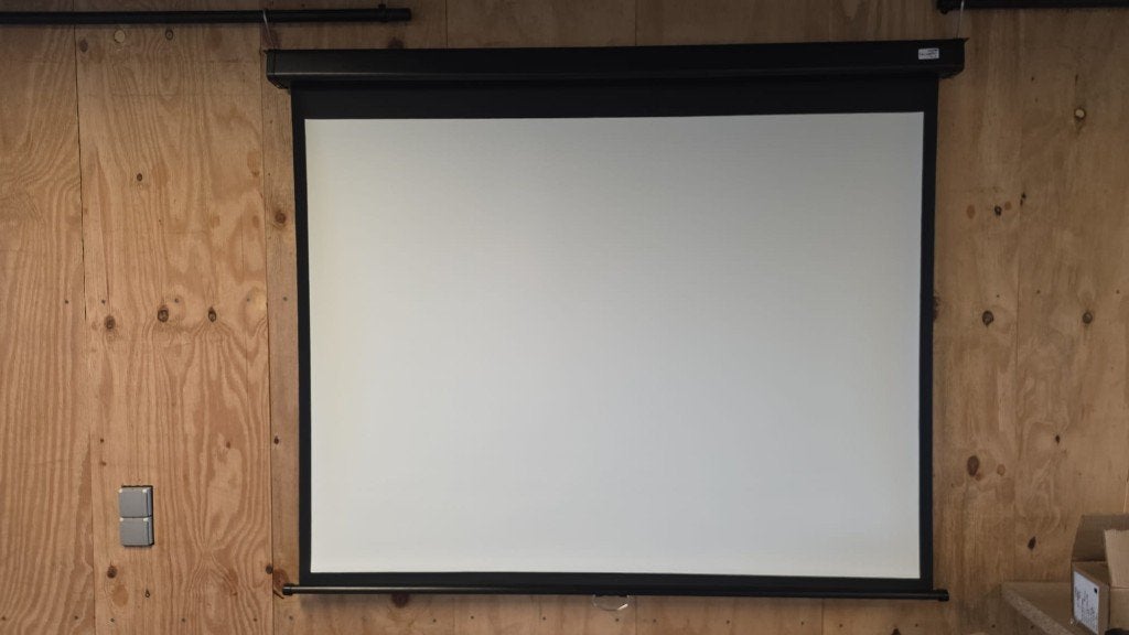 Manueel Projectiescherm 72 ", TV, Hi-fi & Vidéo, Écrans de projection, Enlèvement, Manuel, Neuf