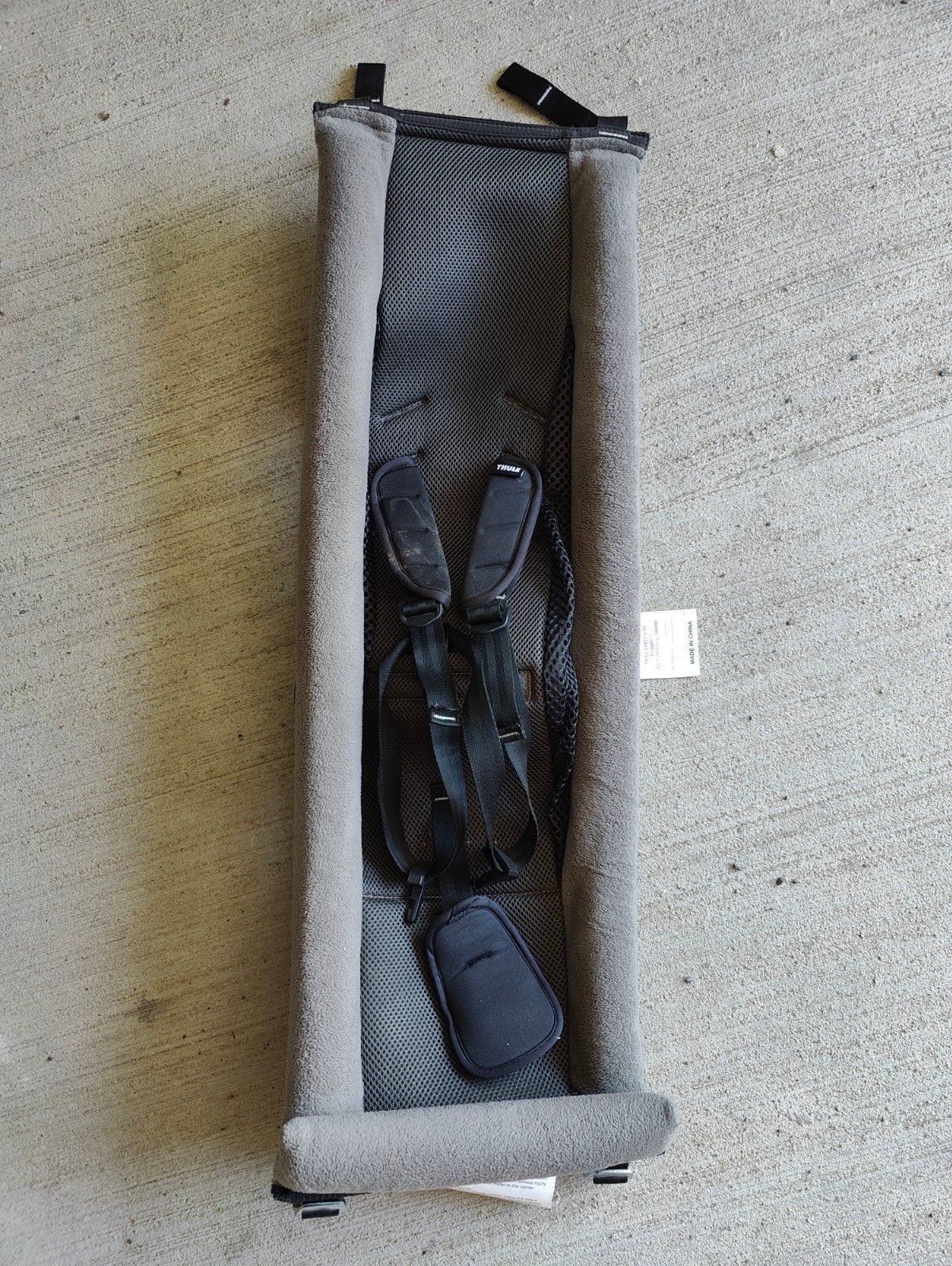 Thule Infant Sling, Enfants & Bébés, Poussettes & Combinaisons, Enlèvement