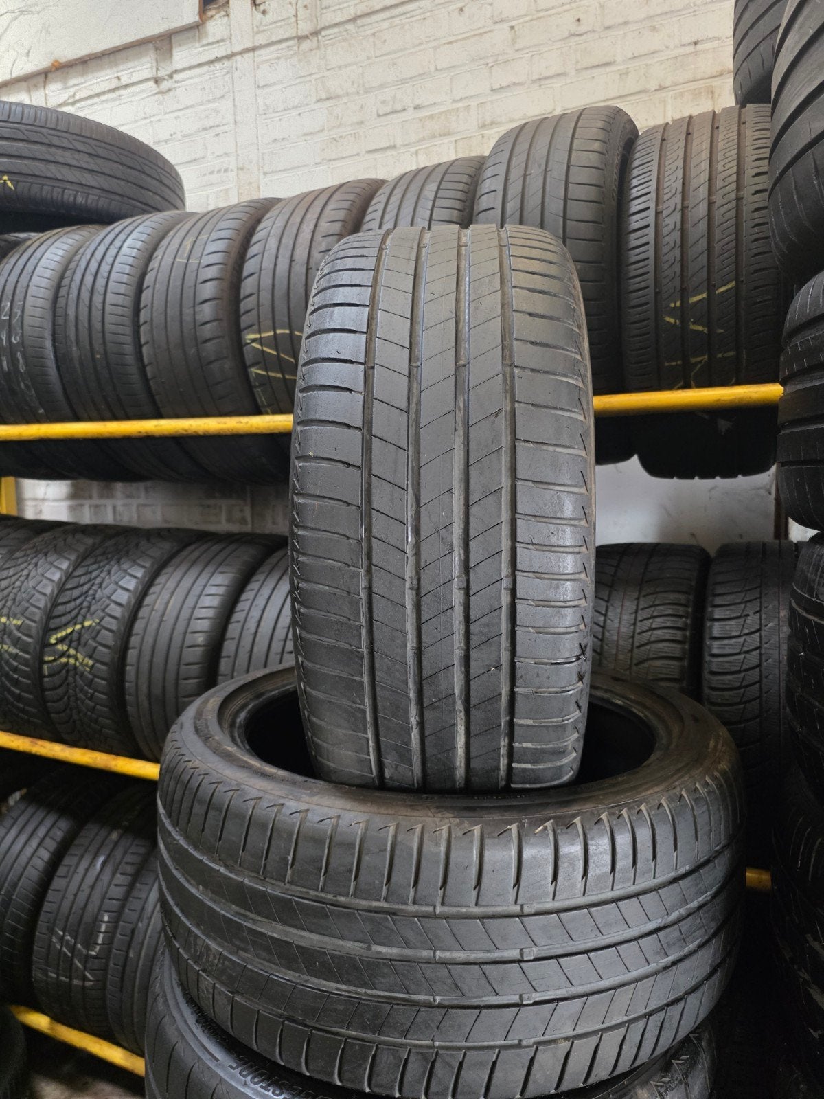 245 40 19 Bridgestone avec montage et équilibrage, Auto-onderdelen, Ophalen
