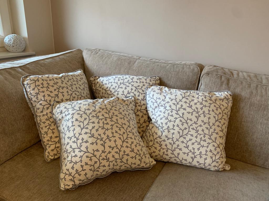 Ikea kussens, Huis en Inrichting, Woonaccessoires | Kussens, Ophalen, Zo goed als nieuw