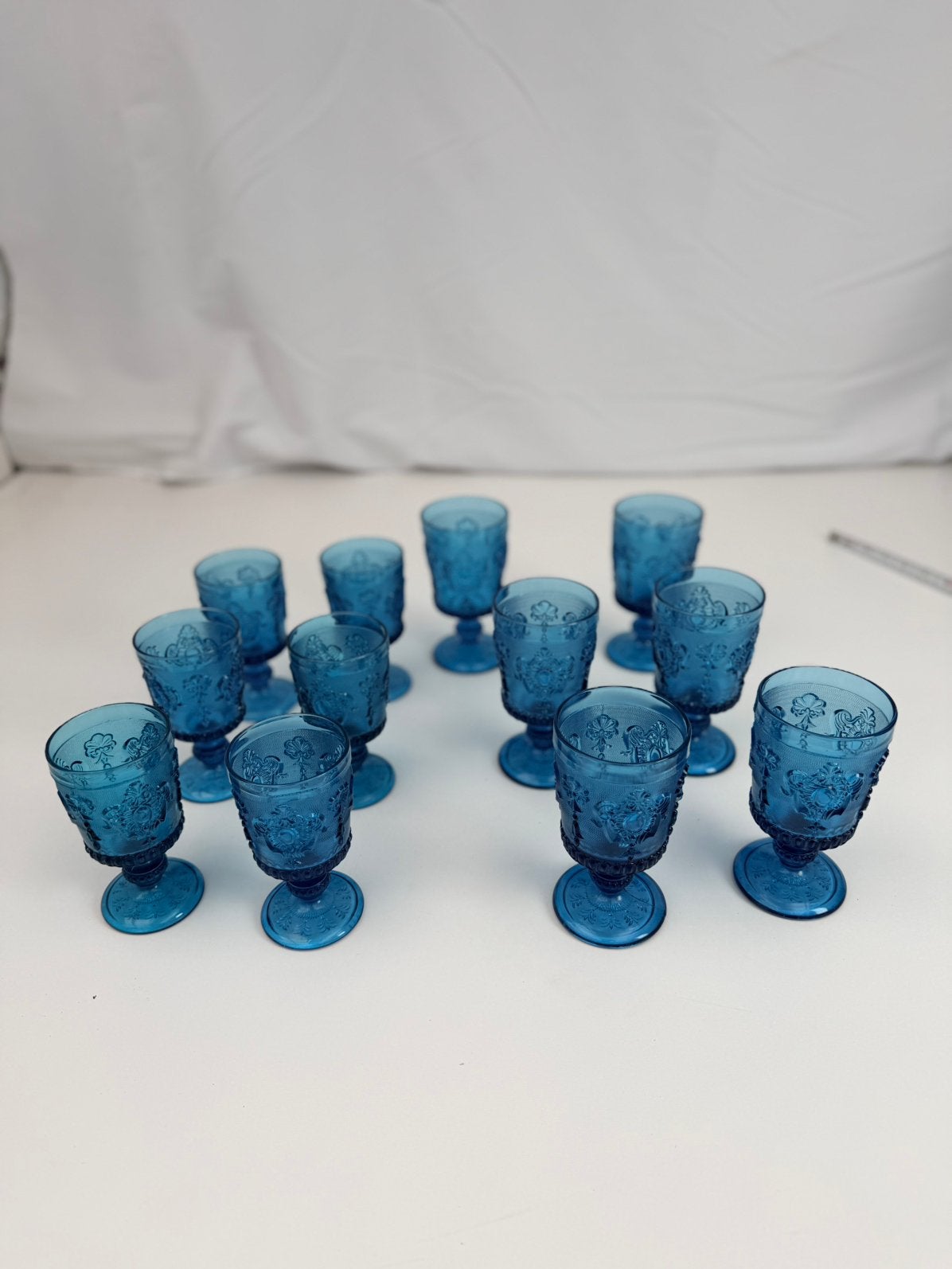 Gotische glasset, Ophalen of Verzenden, Zo goed als nieuw
