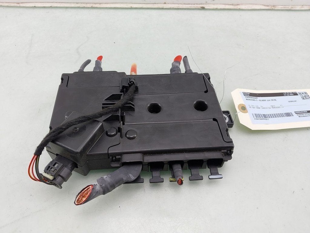 ZEKERINGKAST Mercedes-Benz C (W205) (|A2055402850|), Dhr. J. Ham, Gebruikt, Mercedes-Benz, Administratie@autoham.nl