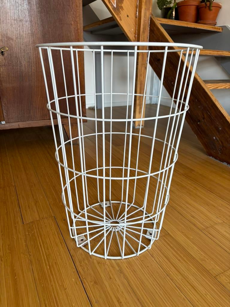 Panier de rangement en metal blanc, Ophalen, Zo goed als nieuw, Mand