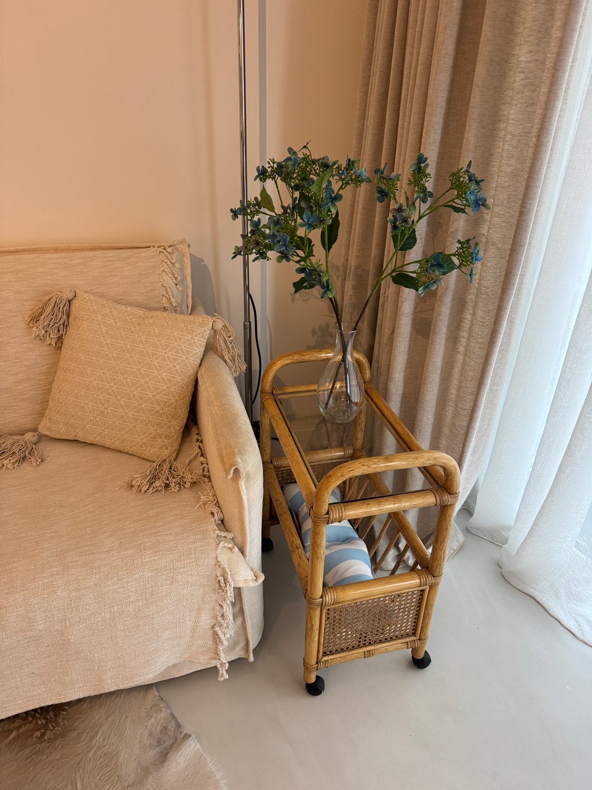 Bijzettafeltje / vintage/ retro, Huis en Inrichting, Ophalen