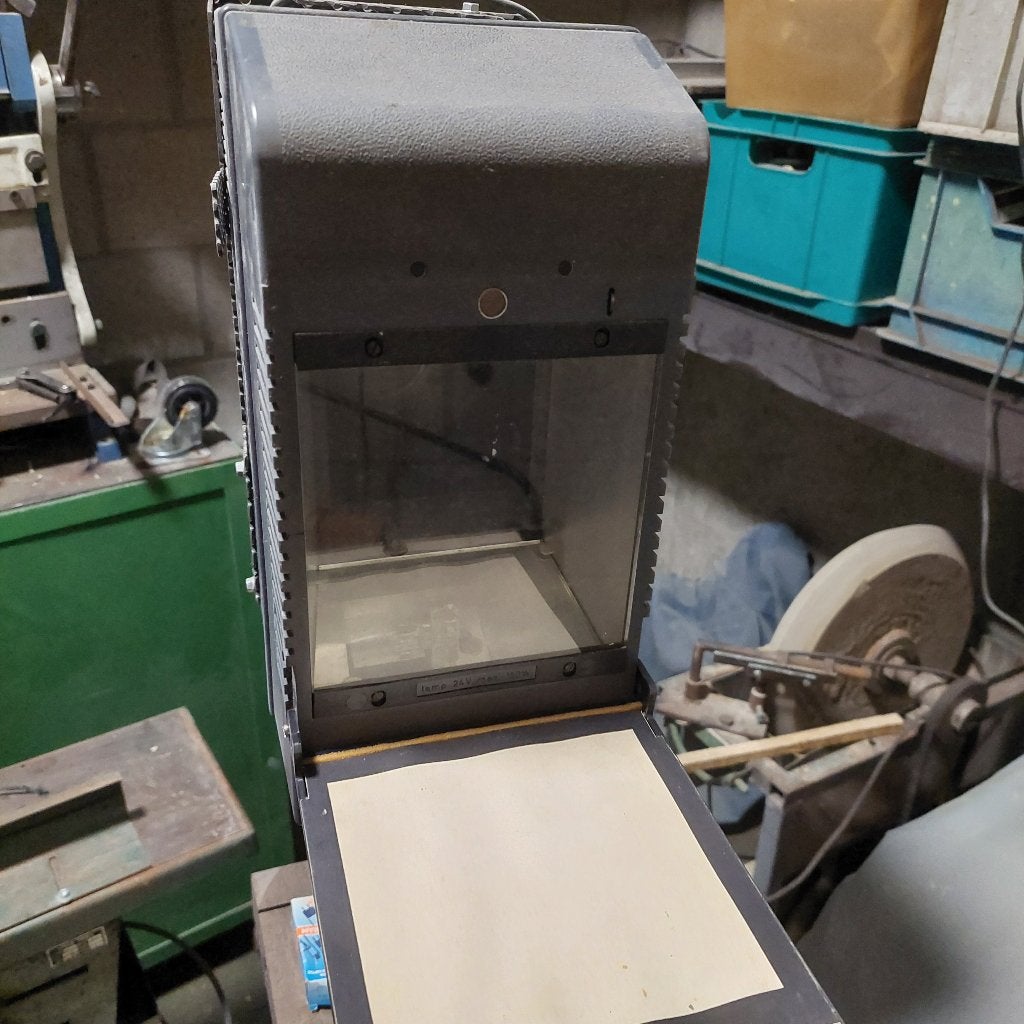 projector, Hobby en Vrije tijd, Vergrootglazen, Loepen en Loeplampen, Ophalen, Gebruikt, Vergrootglas of Loep