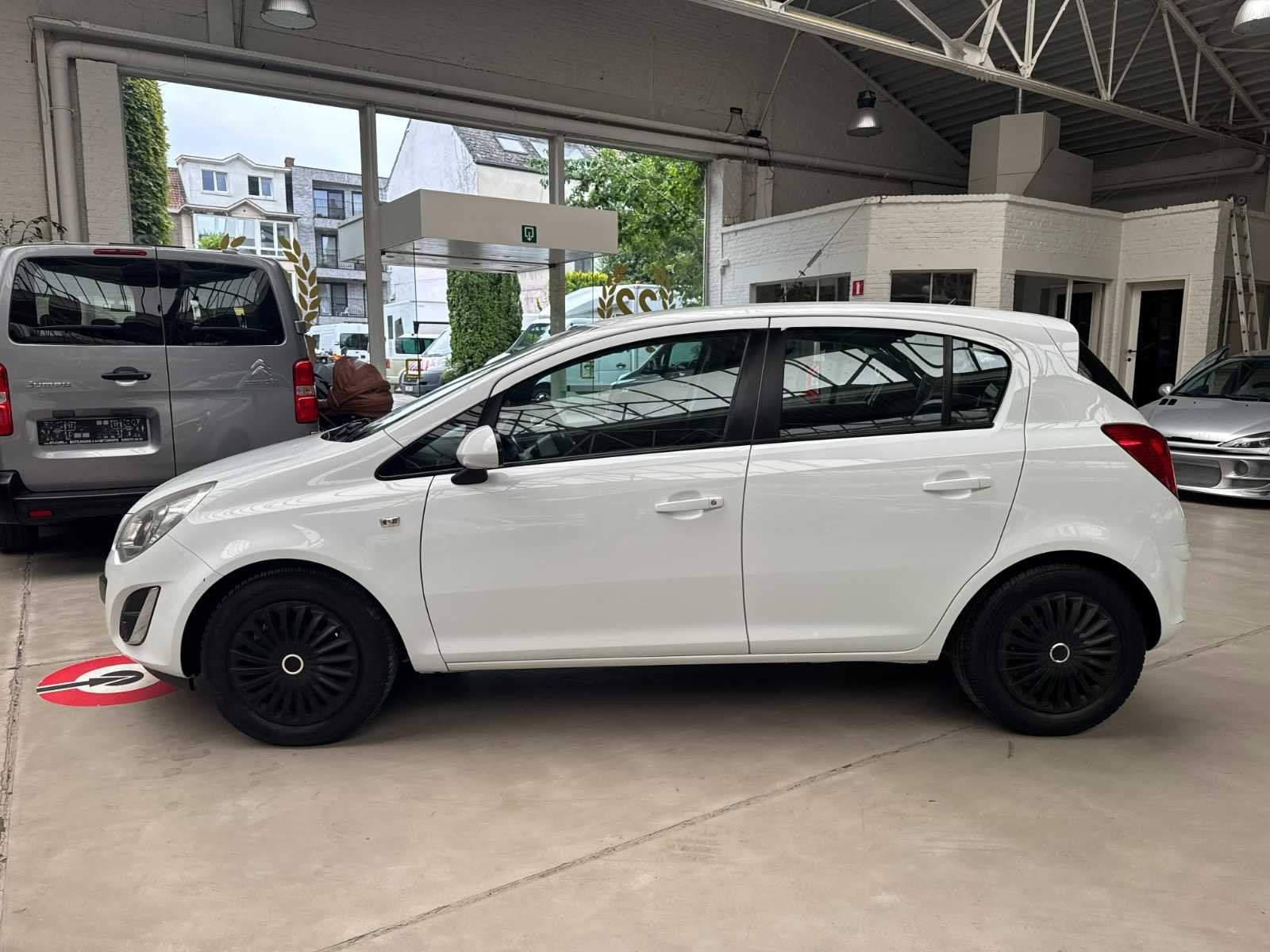 Opel Corsa 2013 - 63,297 km - 1er propriétaire, Euro 5, Achat, Entreprise, Boîte manuelle