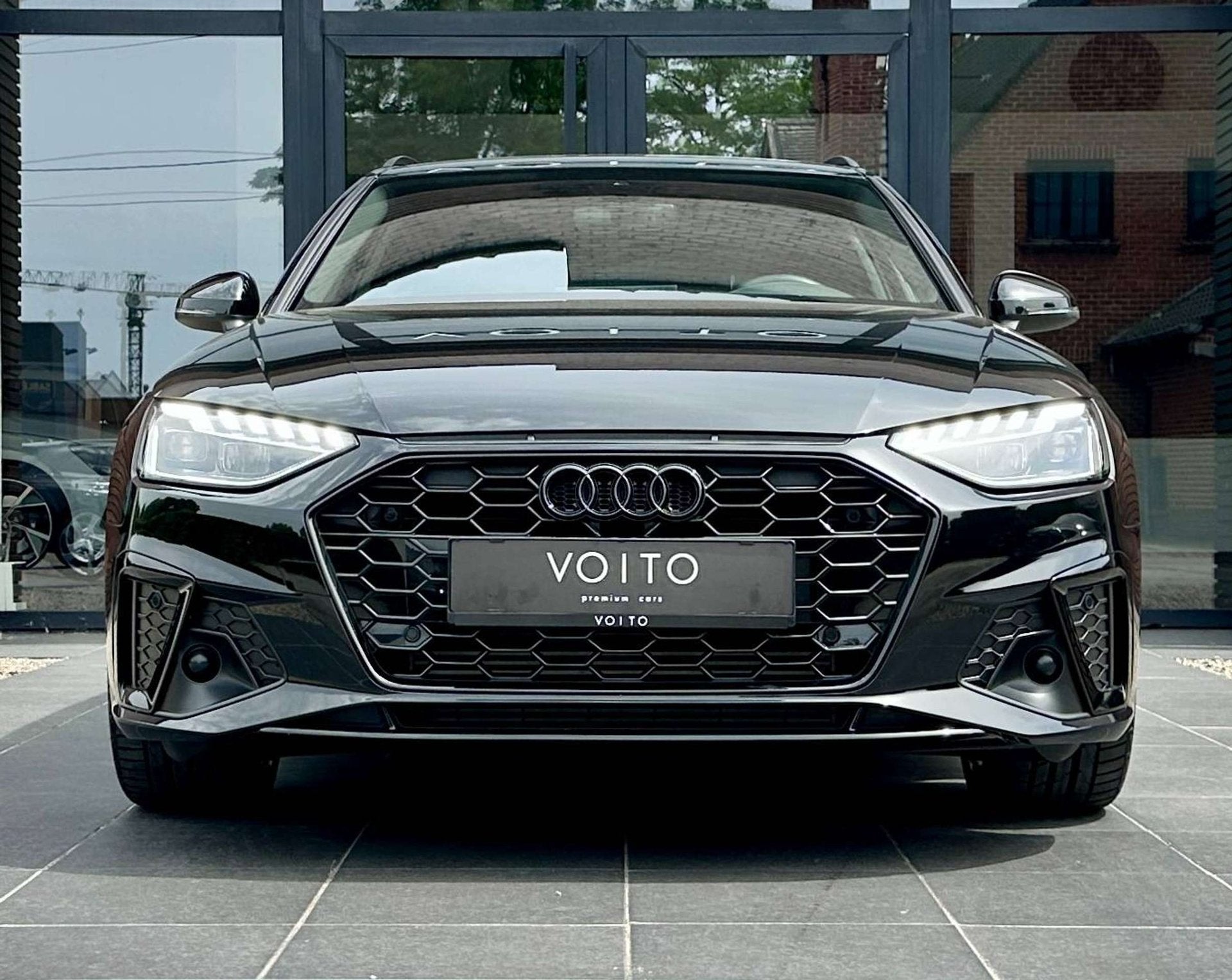 Audi A4 Avant 35TFSI S-tronic 3X S-LINE/CAM/TREKH/ACC/VIRTUA, Autos, Achat, Noir, 5 portes, Phares entièrement LED