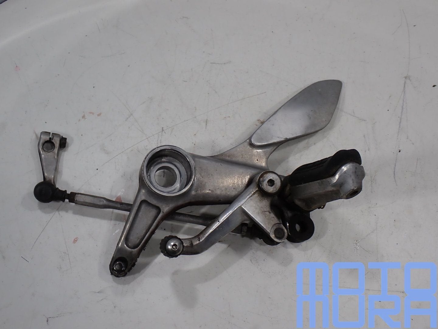 voetsteun links voor de Honda VTR 1000 1997 - 2006 VTR1000F, Neuf, -, -, -