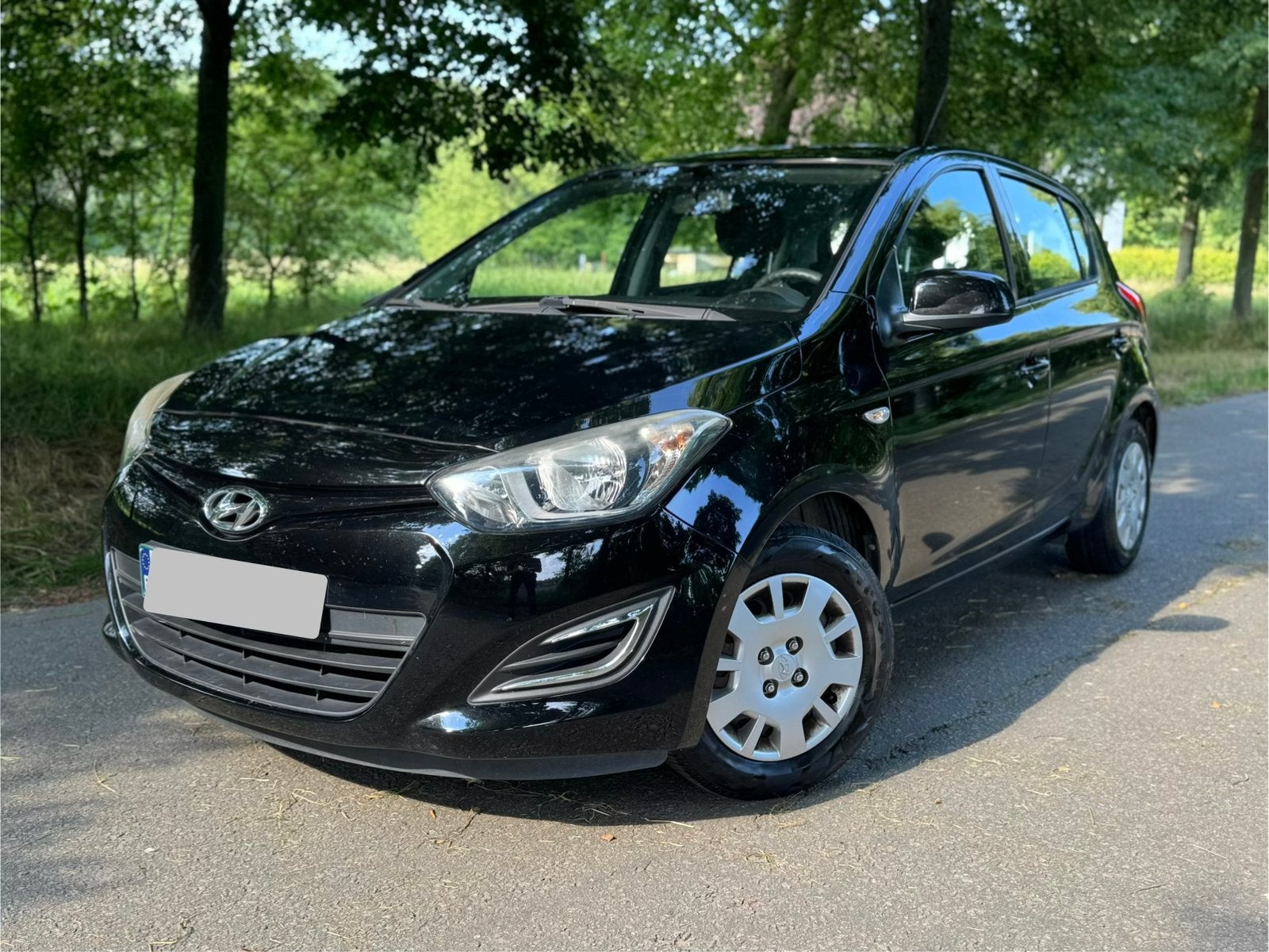 Hyundai I20 1.2 Benzine AIRCO - 5DEURS - 75DKM - KETTING, Voorwielaandrijving, Euro 5, Stof, Zwart